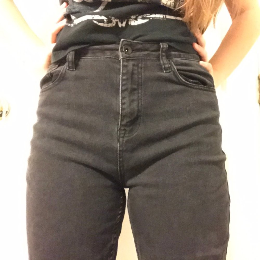 Black Mom Jeans